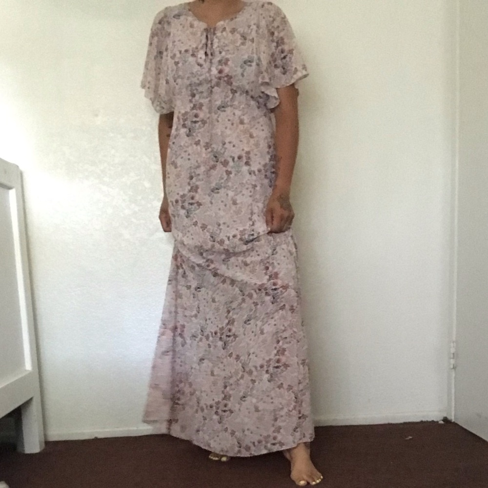 Soft Cream/Pink Floral Dress